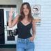 Bella Thorne parece 'gostosa' em um macacão ousado