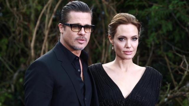 Brad Pitt 'Not Backing Down' em meio à batalha de Angelina Jolie - Fonte
