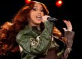 Cardi B anuncia seu quarto filho, um filho com Stefon Diggs