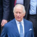 Charles fecha passeios gratuitos para a família real