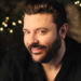 Chris Young compartilha duas novas músicas espirituosas