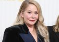 Christina Applegate faz estreia no Instagram em meio à batalha da MS – NBC 6 South Florida