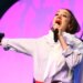 Colleen Ballinger chama o vídeo do Ukulele de constrangedor