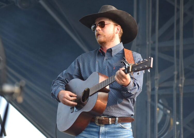 Colter Wall anuncia novas datas da turnê de 2026