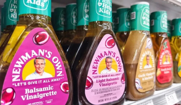 Como Paul Newman passou de lenda de Hollywood a empreendedor icônico de marcas de alimentos