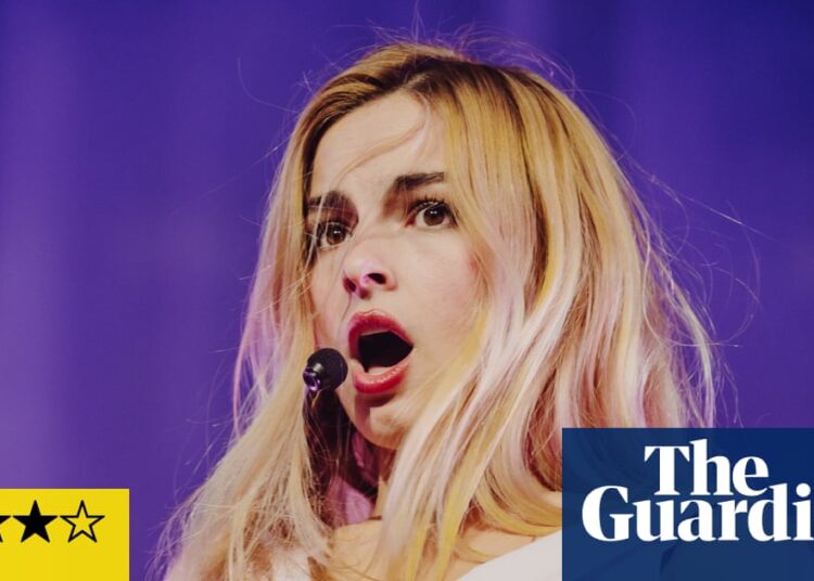 Crítica de Addison Rae – fantasia gloriosa da mais nova estrela do pop | Música