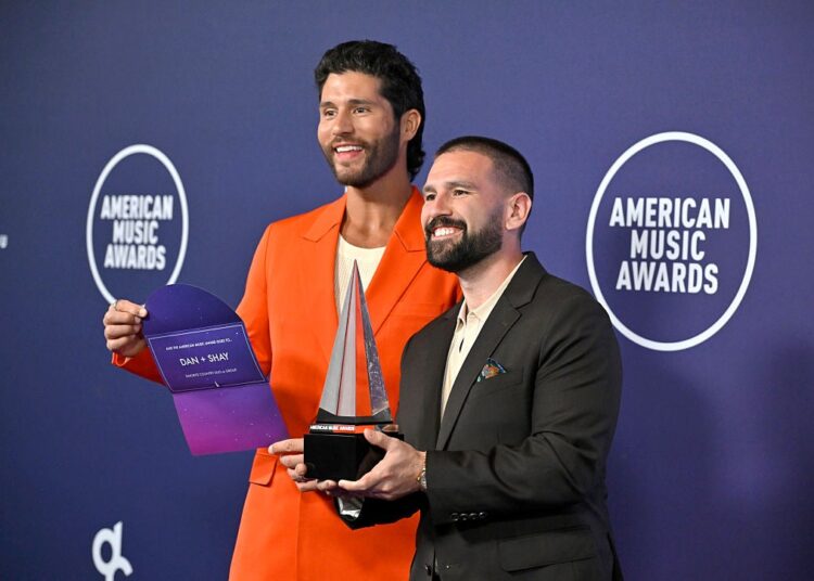 Dan + Shay Reveal Break os ajudou a se preparar para novas músicas