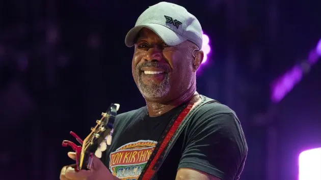Darius Rucker diz que Hootie & the Blowfish não jogarão novamente ‘por muito tempo’
