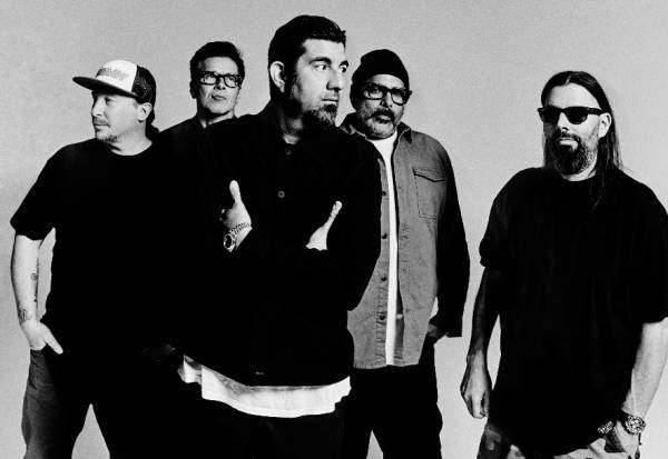 Deftones anuncia shows na Austrália e Nova Zelândia com convidados especiais da Interpol para turnê musical privada