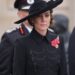 Dia do Armistício: Princesa Kate marca a realeza pela primeira vez ao colocar uma coroa de flores em serviço