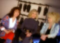 Dolly Parton fala sobre Tammy Wynette e Loretta Lynn e admite que elas 'fofocariam' uma sobre a outra