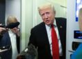 Donald Trump quebra o silêncio sobre a saga de Andrew ao ser destituído de todos os títulos reais