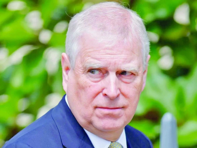 Escândalo de Andrew abala a realeza do Reino Unido