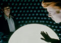 Este esquecido filme de ficção científica cult dos anos 70 finalmente permitiu que David Bowie interpretasse um alienígena