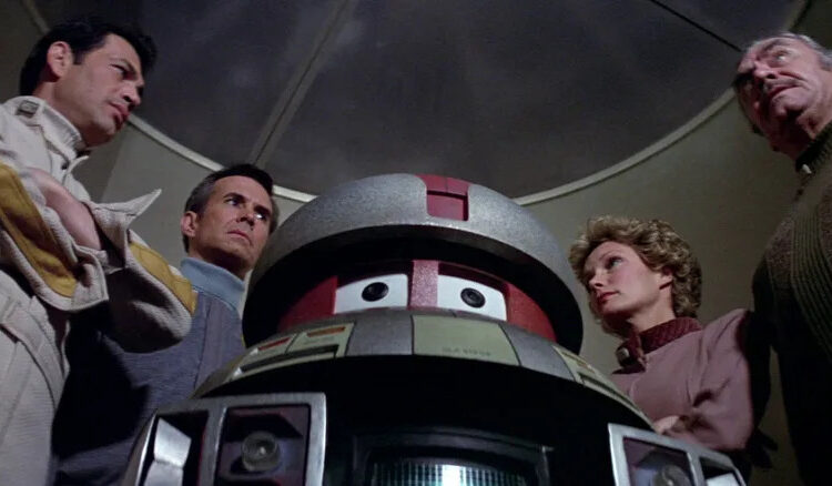 Este filme de ficção científica da Disney dos anos 70 é estrelado por um ícone de terror (e tem um final bizarro)
