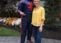 Fantasia de Halloween da família Patrick e Brittany Mahomes Nail Family com crianças
