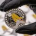 Freddie Mercury do Queen é homenageado com moeda Royal Mint