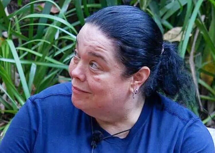 I'm A Celebrity LIVE: A aparência da estrela da ITV desperta preocupação enquanto os médicos estão de prontidão | TV e Rádio | Showbiz e TV