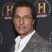 Isla Fisher admite que o ex-co-estrela Matthew McConaughey tem 'melhor sotaque australiano' do que ela