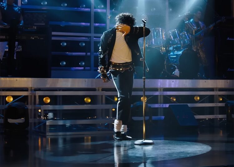 Jaafar Jackson se transforma em Michael Jackson no trailer biográfico