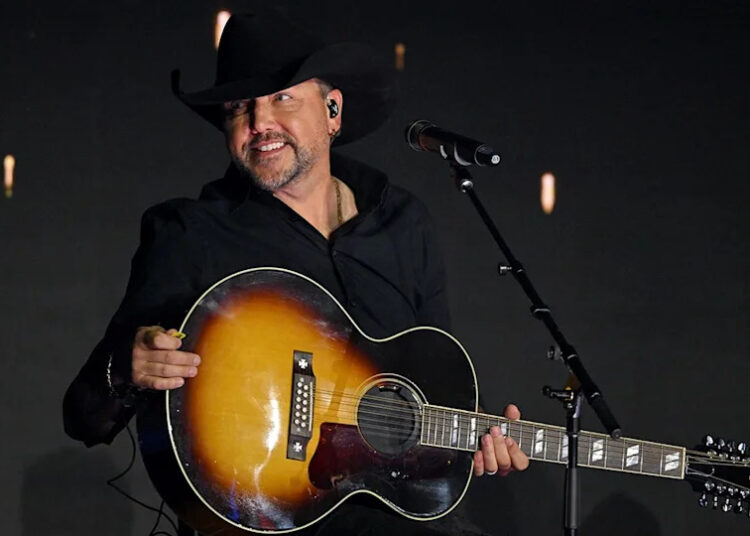 Jason Aldean apresenta novo single no Patriot Awards e anuncia a data de lançamento do próximo álbum