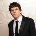 Jesse Eisenberg diz que está doando um de seus rins para um estranho