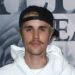 Justin Bieber faz confissão emocionada ao apresentar nova música