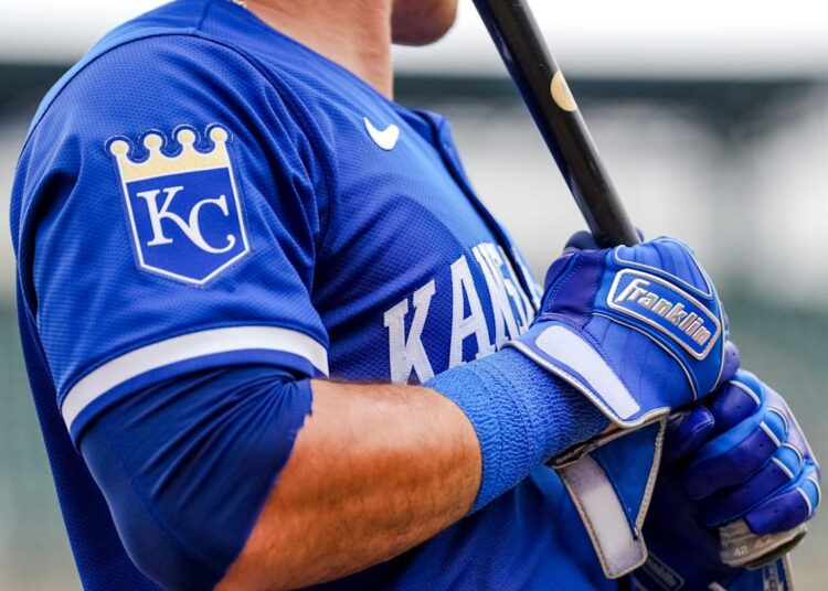 KC contrata novo treinador de força e condicionamento, velhos amigos em novos lugares