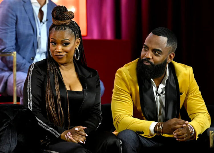 Kandi Burruss remove o sobrenome de Todd Tucker do perfil do Instagram; Valas Aliança de Casamento
