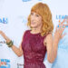 Kathy Griffin revela o custo impressionante de uma de suas três plásticas faciais