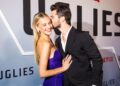 Kelsea Ballerini + Chase Stokes são vistos de mãos dadas