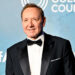 Kevin Spacey diz que é sem-teto e 'mora em hotéis', afirma que o exílio em Hollywood acabaria 'se Scorsese ou Tarantino ligassem amanhã'