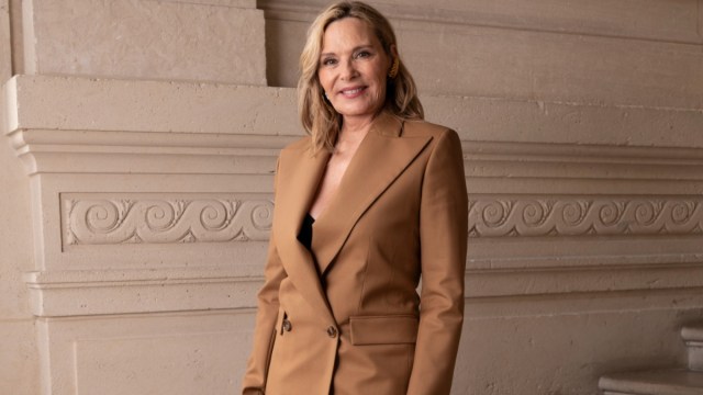 Kim Cattrall escolhe atuar em vez de ‘qualquer experiência sexual climática’
