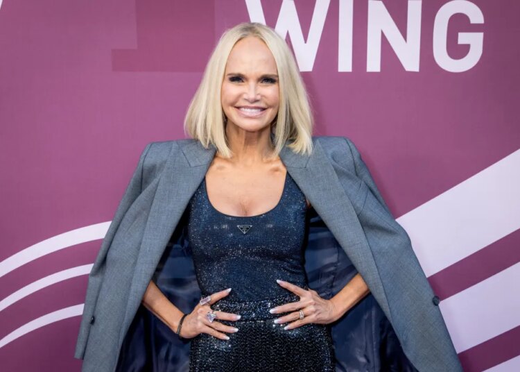 Kristin Chenoweth responde à intensa reação dos fãs sobre o tributo a Charlie Kirk: 'Quase me quebrou'