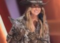 Lainey Wilson, da Louisiana, ganha 3 prêmios CMA e apresenta show | Entretenimento/Vida