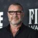Liev Schreiber 'autorizado para retornar ao trabalho' após hospitalização