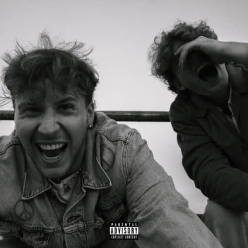 Lyan Paris traz de volta o pop alternativo dos anos 2000 com o novo single “Drug's Don't Lie” » // MELODIC Magazine