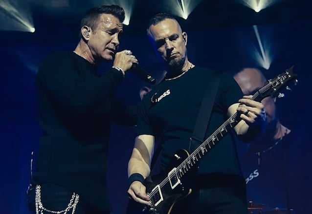 MARK TREMONTI está ‘trabalhando muito’ em ideias para novas músicas do CREED
