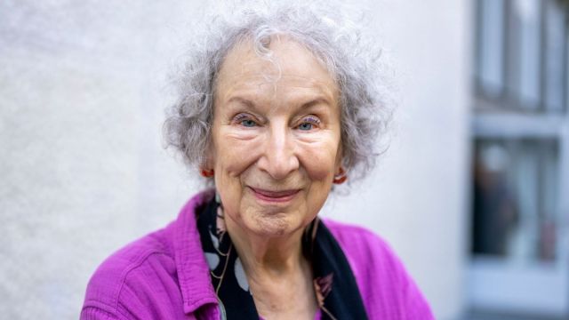Margaret Atwood sobre como a história garantiu o sucesso de The Handmaid's Tale