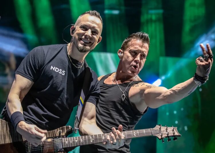 Mark Tremonti planeja “começar a trabalhar” no New Creed Music com Scott Stapp em 2026
