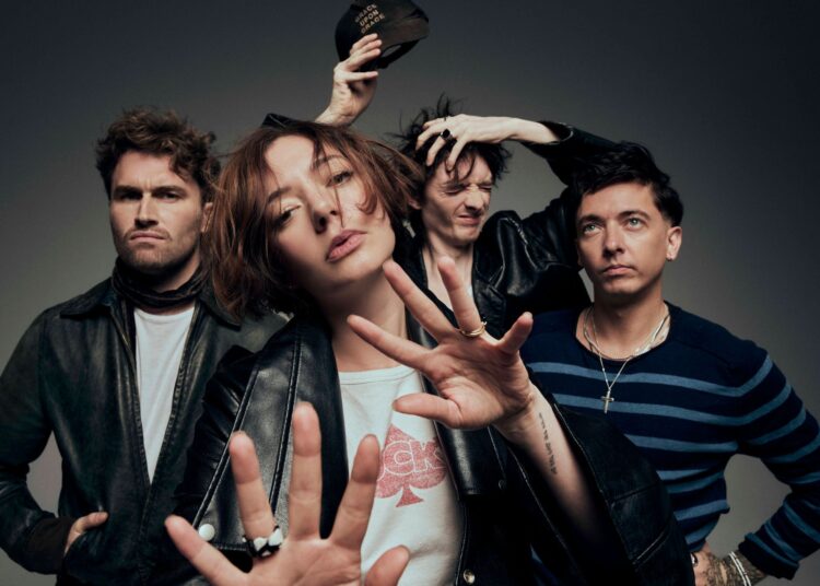 Marmozets retornam com novo número gótico de garagem 'A Kiss From A Mother' e primeiros shows ao vivo desde 2018