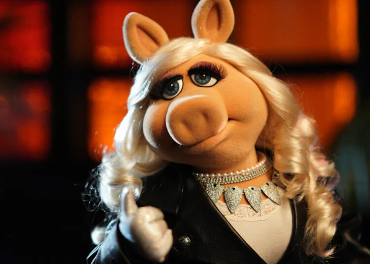 Miss Piggy está prestes a voltar aos holofotes graças a duas atrizes de primeira linha