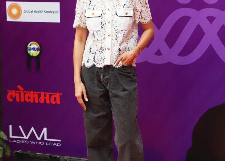 Mumbai: celebridades participam do evento de tapete vermelho 'We The Women' #Gallery