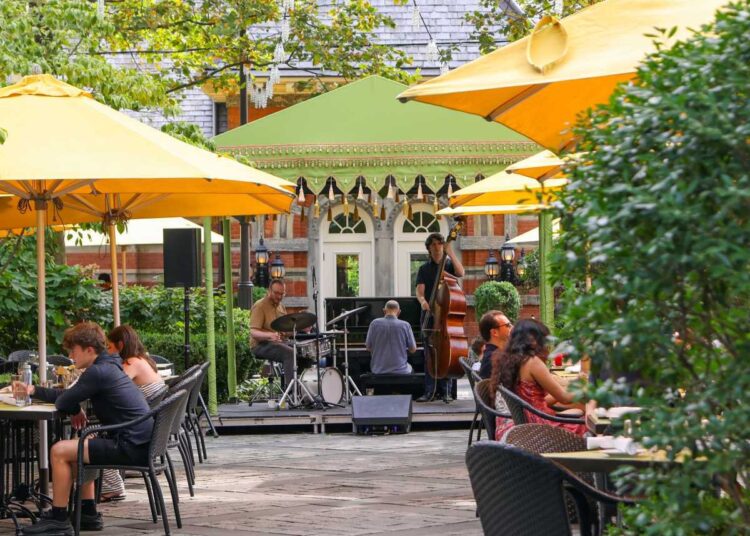 Música ao vivo no Tavern on the Green – Brunch