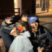 Nick Jonas e Priyanka Chopra compartilham foto rara de família para o Halloween de 2025