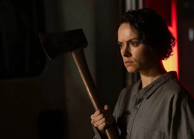 Novo trailer de We Bury the Dead, de Daisy Ridley, sugere que não é o seu filme zumbi estereotipado