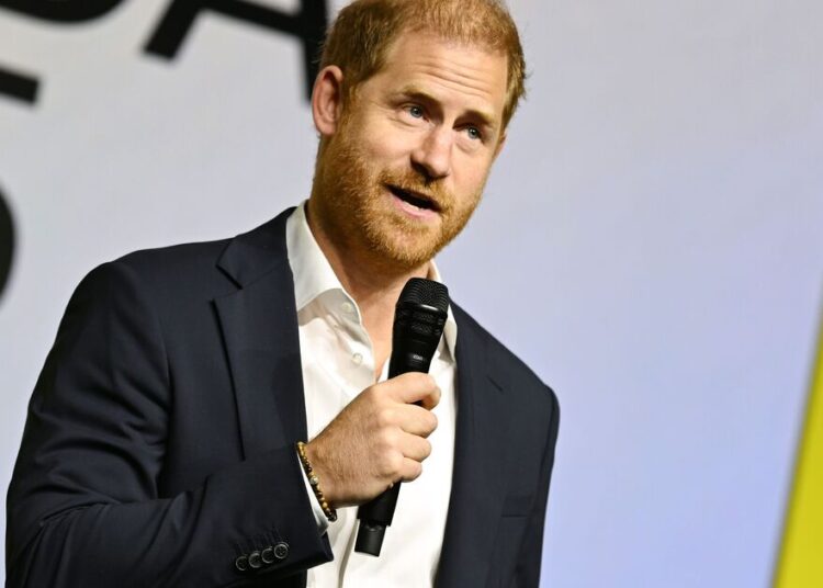 O Príncipe Harry me surpreendeu NOVAMENTE com sua última jogada | Real | Notícias
