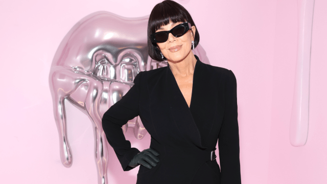 O cirurgião plástico de Kris Jenner participou da festa de aniversário da matriarca – Reportagem