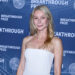 O envolvimento de Gwyneth Paltrow na carreira da filha Apple 'Começando a sufocar' aspirante a cantora (exclusivo)