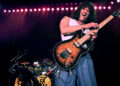 O futuro deus da guitarra que colocou o hit mais controverso do KISS no Overdrive
